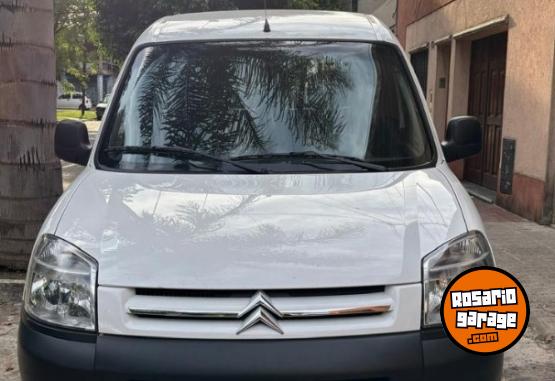 Utilitarios - Peugeot Partner/Berlingo 2020 Diesel 73000Km - En Venta