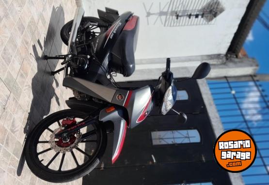 Motos - Gilera Smash full 2023 Nafta 11900Km - En Venta