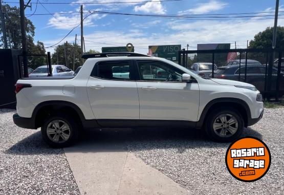 Camionetas - Fiat TORO 1.8 FREEDOM 4*2 2020 GNC  - En Venta