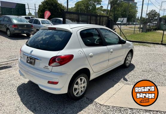 Autos - Peugeot 207 1.4 ACTIVE 2013 Nafta  - En Venta