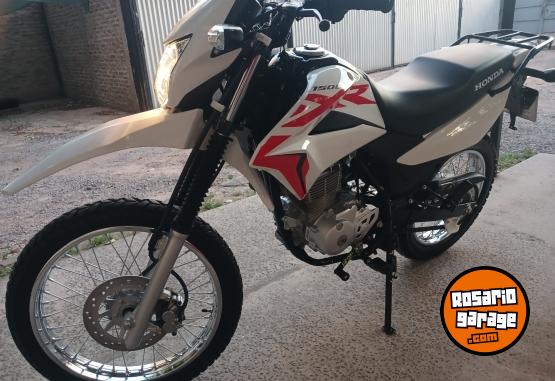 Motos - Honda XR150 2023 Nafta 1200Km - En Venta