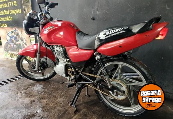 Motos - Suzuki En 125 2012 Nafta 16540Km - En Venta