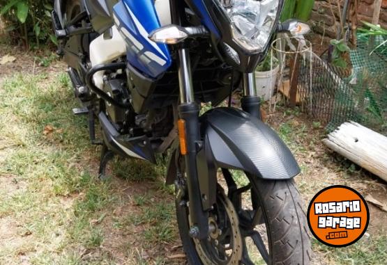 Motos - Bajaj ROUSER NS200 2023 Nafta 7980Km - En Venta