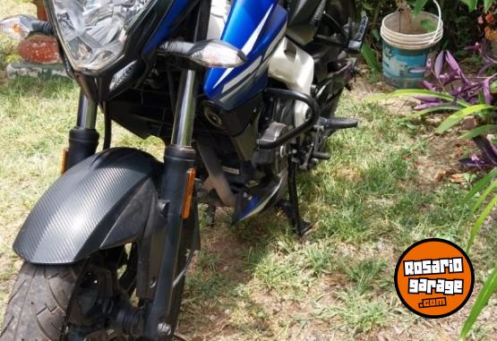 Motos - Bajaj ROUSER NS200 2023 Nafta 7980Km - En Venta