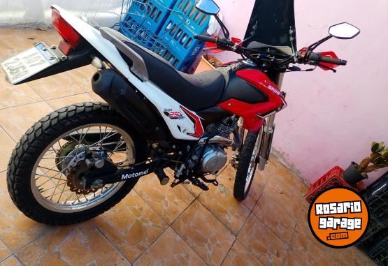 Motos - Motomel 250 2018 Nafta 41000Km - En Venta