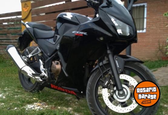 Motos - Honda CBR 2017 Nafta 20000Km - En Venta