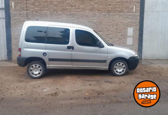 Utilitarios - Peugeot Patagonica 2014 Diesel 120000Km - En Venta