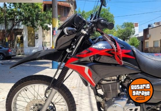 Motos - Honda XR150 2023 Nafta 9000Km - En Venta