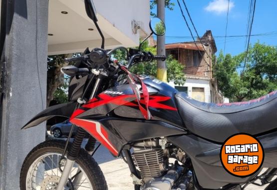 Motos - Honda XR150 2023 Nafta 9000Km - En Venta