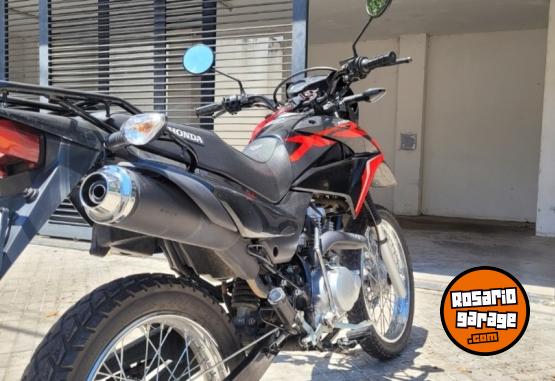 Motos - Honda XR150 2023 Nafta 9000Km - En Venta