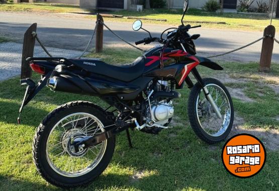 Motos - Honda Xr 150 2024 Nafta 9200Km - En Venta