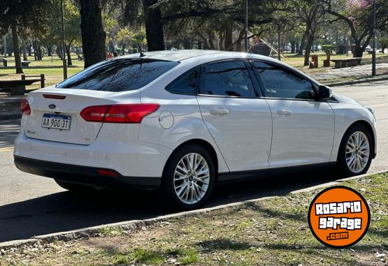 Autos - Ford Focus 2016 Nafta  - En Venta