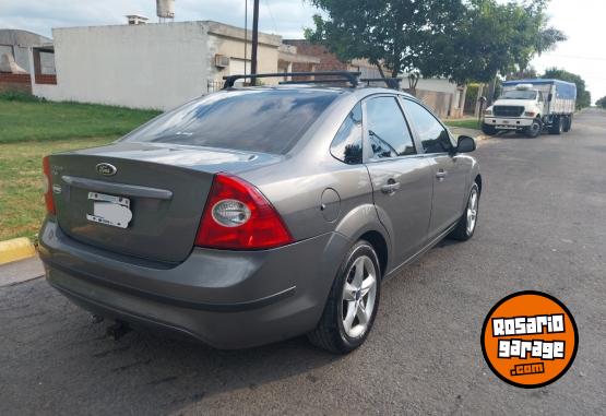 Autos - Ford Focus 2 EXE 2012 Nafta 151000Km - En Venta