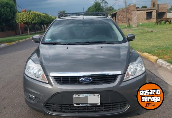 Autos - Ford Focus 2 EXE 2012 Nafta 151000Km - En Venta