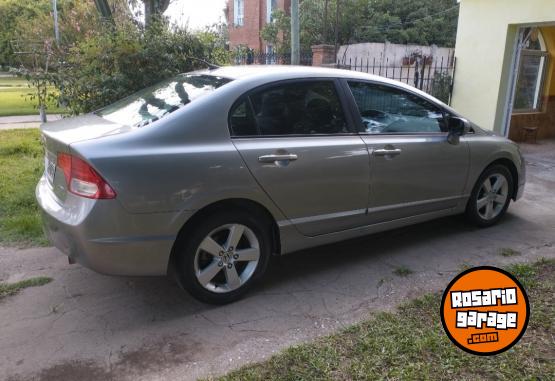 Autos - Honda Civic 2008 Nafta 220000Km - En Venta