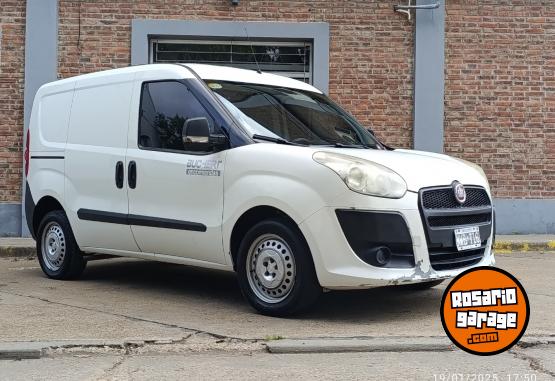 Utilitarios - Fiat Doblo 2013 GNC 260000Km - En Venta