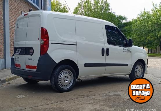 Utilitarios - Fiat Doblo 2013 GNC 260000Km - En Venta