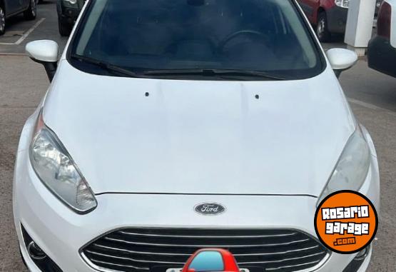 Autos - Ford Fiesta 2016 GNC 130000Km - En Venta