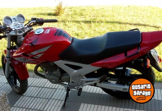 Motos - Honda 250 cb 2015 Nafta 42000Km - En Venta