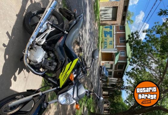 Motos - Honda New Titan 2017 Nafta 57000Km - En Venta