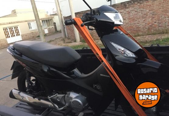 Motos - Honda 125 2016 Nafta 21000Km - En Venta