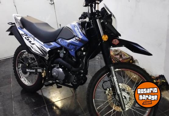 Motos - Motomel Skua 250 2024 Nafta 4100Km - En Venta