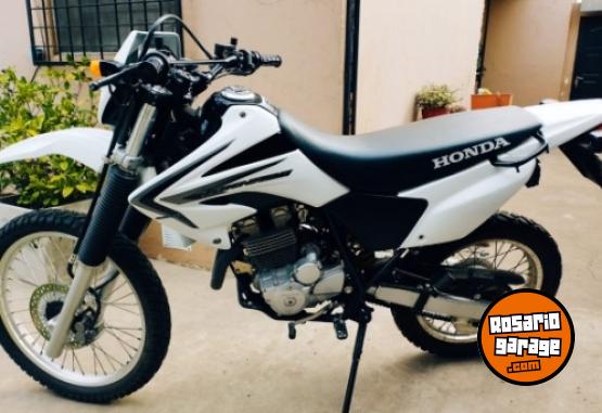 Motos - Honda Tornado 250 2017 Nafta 6300Km - En Venta