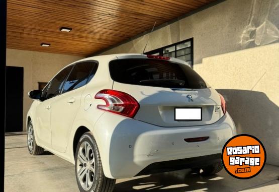 Autos - Peugeot 208 Feline 2015 Nafta 103000Km - En Venta