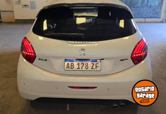 Autos - Peugeot 208 GT 2017 Nafta 45000Km - En Venta