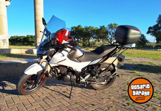 Motos - Hero HERO HUNK 160R 2023 Nafta 4500Km - En Venta