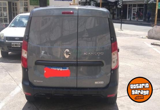 Utilitarios - Renault Kangoo 2019 Nafta 145000Km - En Venta