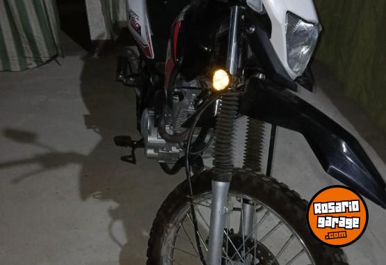 Motos - Motomel SKUA 150 2023 Nafta 3000Km - En Venta