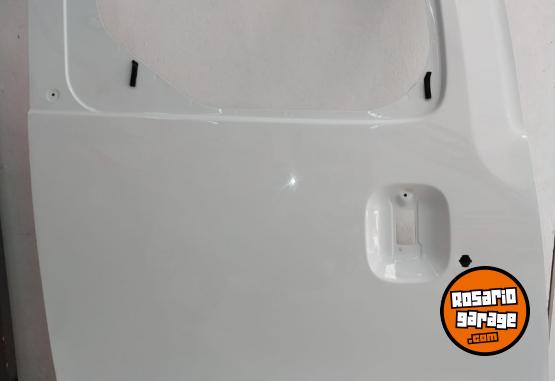 Accesorios para Autos - Puerta Lateral Derecha Renault Kangoo - En Venta