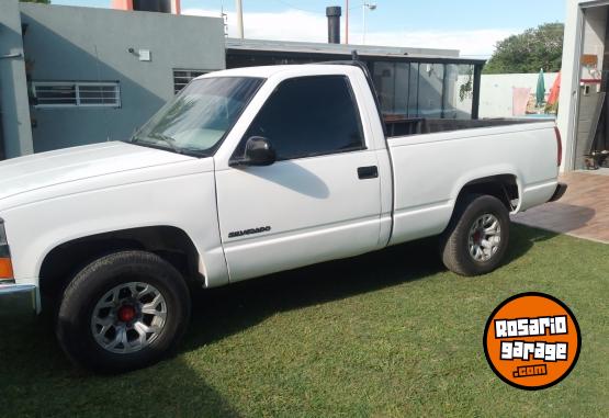 Camionetas - Chevrolet Silverado 1999 Diesel 236000Km - En Venta