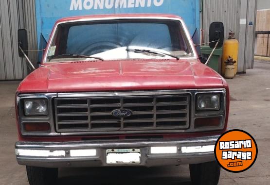 Camiones y Gras - Ford F350 - En Venta