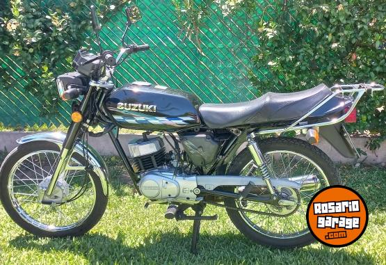 Motos - Suzuki Ax 100 2022 Nafta 10000Km - En Venta