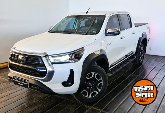 Camionetas - Toyota HILUX 4X4 DC SRX 2,8 TDI 2022 Diesel 53962Km - En Venta