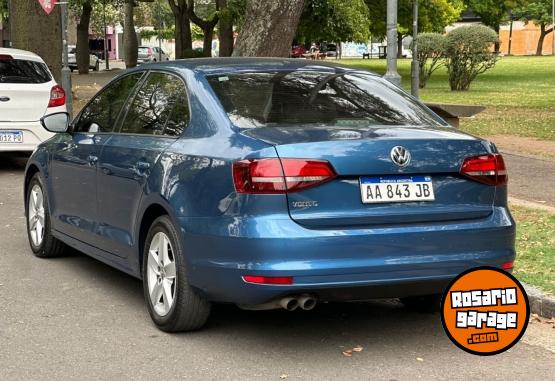 Autos - Volkswagen Vento 2016 Nafta 101000Km - En Venta