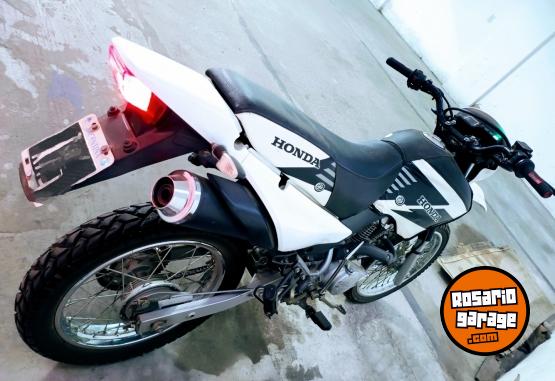 Motos - Honda XR 2013 Nafta 1111Km - En Venta