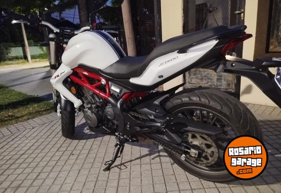 Motos - Benelli TNT 300 2020 Nafta 5900Km - En Venta