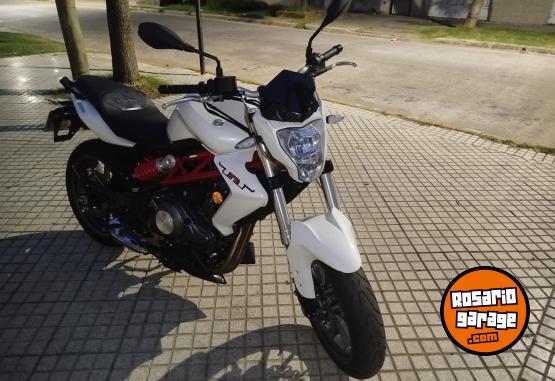 Motos - Benelli TNT 300 2020 Nafta 5900Km - En Venta