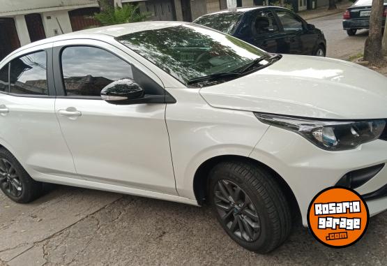 Autos - Fiat Cronos pack plus permuto 2023 Nafta 4100Km - En Venta