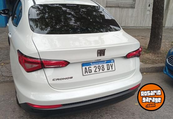 Autos - Fiat Cronos pack plus permuto 2023 Nafta 4100Km - En Venta