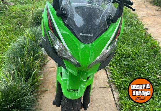 Motos - Kawasaki NINJA 400 KRT 2023 Nafta 3944Km - En Venta