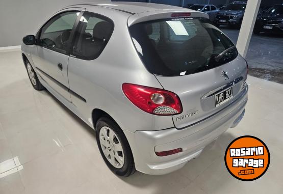 Autos - Peugeot 207 XR 2011 Nafta 112000Km - En Venta