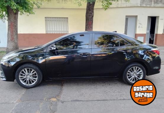 Autos - Toyota corolla xei pack M/T 2017 Nafta 150000Km - En Venta