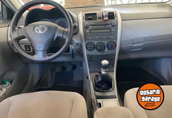 Autos - Toyota LXI 2012 Nafta 172000Km - En Venta