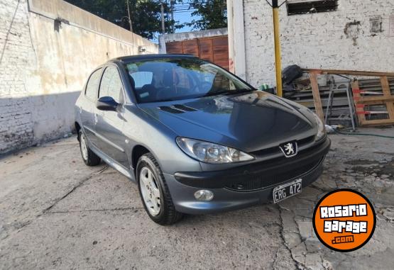 Autos - Peugeot 206 2004 Nafta 156000Km - En Venta