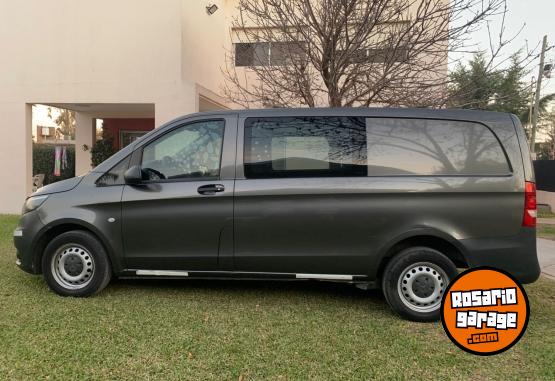 Utilitarios - Mercedes Benz VITO F. MIXTO 2017 Diesel 200000Km - En Venta