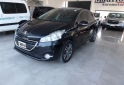Autos - Peugeot 208 feline 1.5 2014 Nafta 122000Km - En Venta